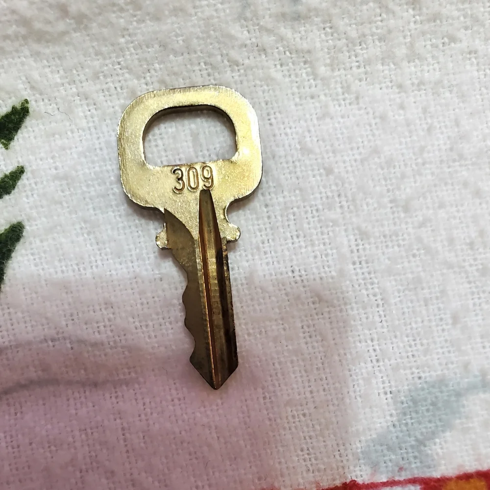 Louis Vuitton Authentic Vintage Gold Brass Padlock And Key